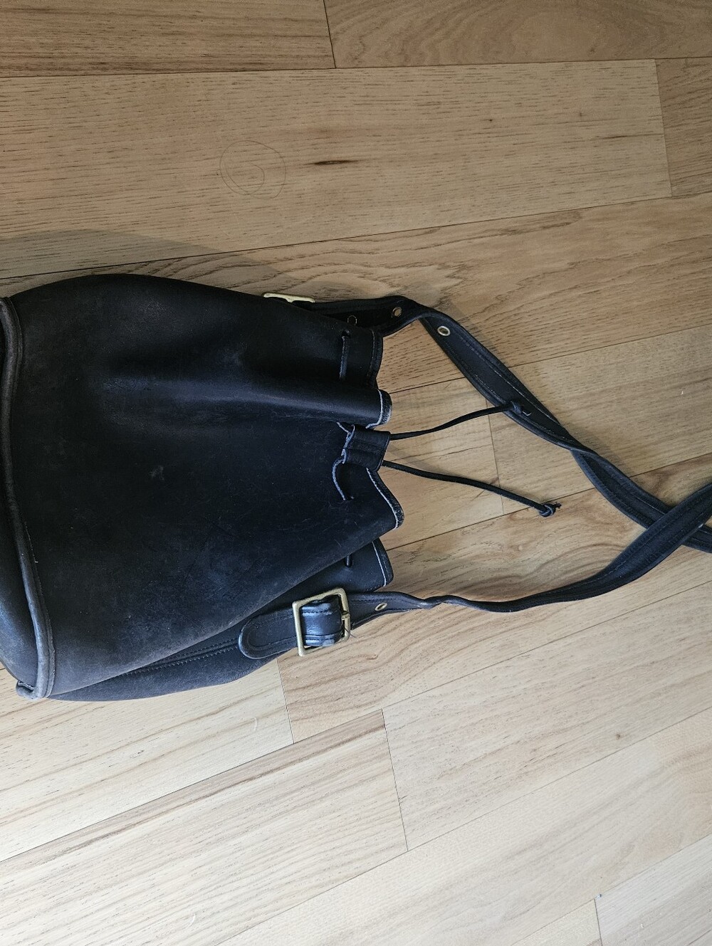 Vintage Coach Legacy black leather drawstring bucket bag